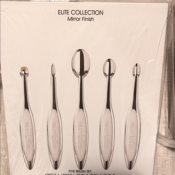 Brand New! Artis Elite Collection 5 brush set! - Picture 7 of 8